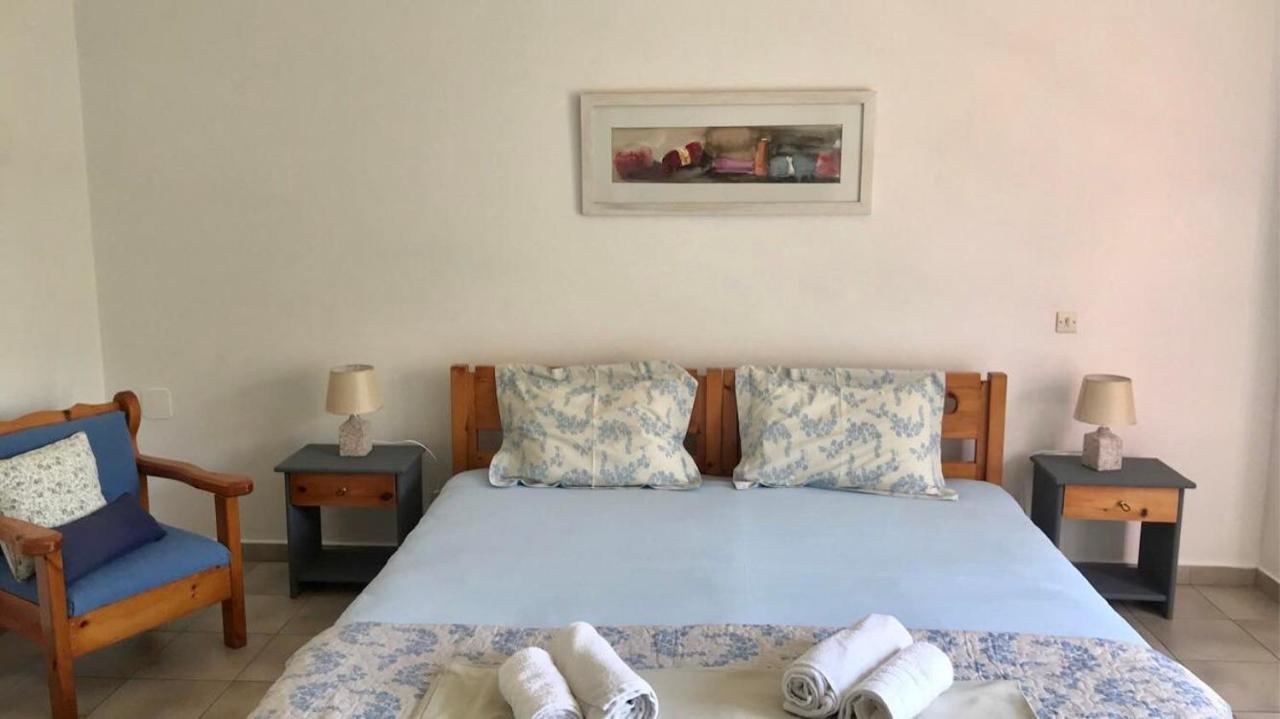 Barbara'S One Bedroom Apartments อาร์กอสโตลี ภายนอก รูปภาพ