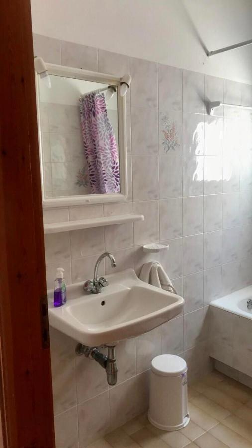 Barbara'S One Bedroom Apartments อาร์กอสโตลี ภายนอก รูปภาพ