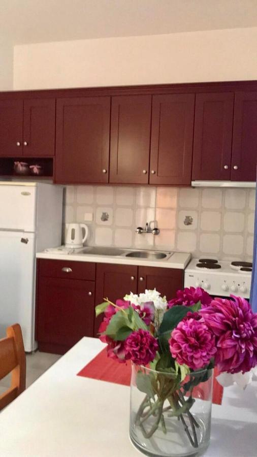 Barbara'S One Bedroom Apartments อาร์กอสโตลี ภายนอก รูปภาพ