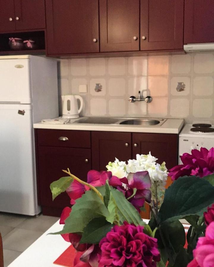 Barbara'S One Bedroom Apartments อาร์กอสโตลี ภายนอก รูปภาพ